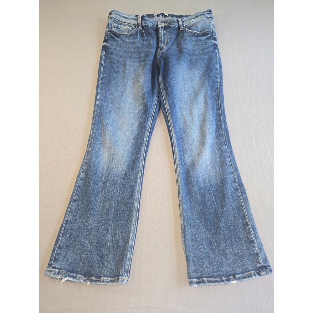 BKE Payton Bootcut Jeans Women 32x29.5 Blue Mid Rise Universal Fit Stretch Denim